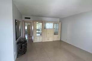 184 Easthampton H, West Palm Beach, FL 33417 - Photo 3