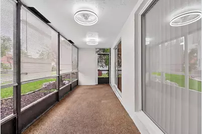 704 SW 89th Avenue, Plantation, FL 33324 - Photo 23