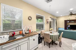 7890 Jewelwood Dr, Boynton Beach, FL 33437 - Photo 5