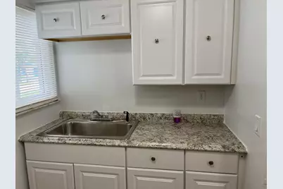 518 NW 10th Avenue, Boynton Beach, FL 33435 - Photo 5