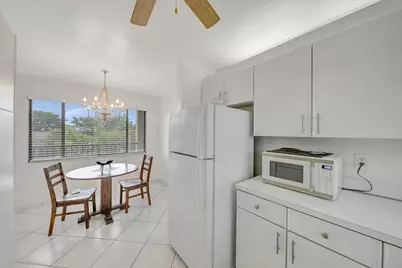 9485 N Belfort Circle #308, Tamarac, FL 33321 - Photo 17