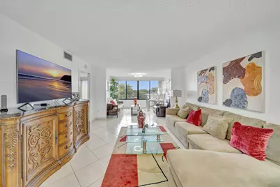 9485 N Belfort Circle #308, Tamarac, FL 33321 - Photo 29