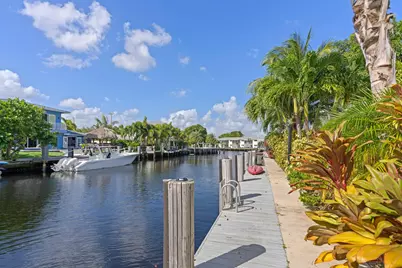391 SE 7th Avenue, Pompano Beach, FL 33060 - Photo 11