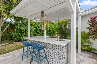 391 SE 7th Avenue, Pompano Beach, FL 33060 - Photo 9