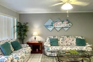 104 Kent G, West Palm Beach, FL 33417 - Photo 5