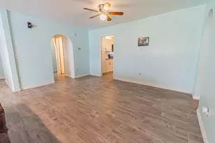 188 NW Broadview St, Port Saint Lucie, FL 34983 - Photo 13