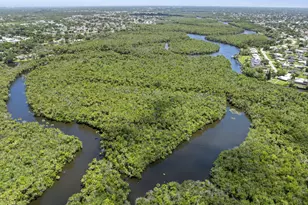 512 NE Canoe Park Cir, Port Saint Lucie, FL 34983 - Photo 47