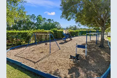 512 NE Canoe Park Circle, Port Saint Lucie, FL 34983 - Photo 43
