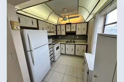 811 Flanders Q, Delray Beach, FL 33484 - Photo 7