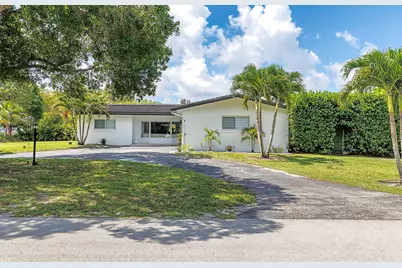 11821 NW 6th Court, Plantation, FL 33325 - Photo 3