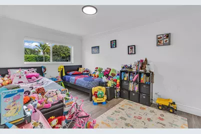 11821 NW 6th Court, Plantation, FL 33325 - Photo 23