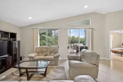 2860 Waters Edge Circle, Greenacres, FL 33413 - Photo 11