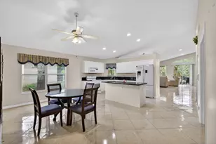 2860 Waters Edge Cir, Greenacres, FL 33413 - Photo 15