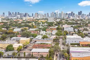 1554 SW 5th St, Miami, FL 33135 - Photo 9