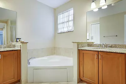 7593 NW 113th Avenue, Parkland, FL 33076 - Photo 29