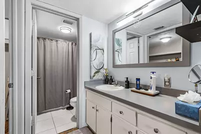 3831 SE 11th Place #101, Cape Coral, FL 33904 - Photo 17