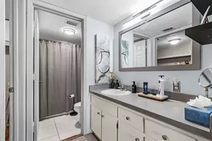 3831 SE 11th Pl, Cape Coral, FL 33904 - Photo 17