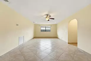 2402 SE Perugia St, Port Saint Lucie, FL 34952 - Photo 19