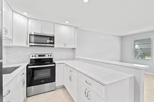 273 Prescott N, Deerfield Beach, FL 33442 - Photo 5