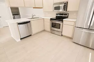 3115 Kingston Ct, West Palm Beach, FL 33409 - Photo 3