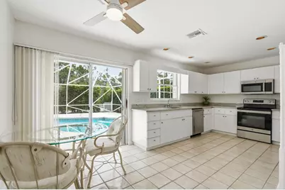 9205 SE Woods End Place, Jupiter, FL 33469 - Photo 11