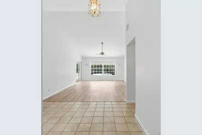 9205 SE Woods End Place, Jupiter, FL 33469 - Photo 7