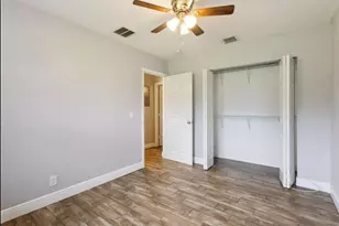 2227 NE 3rd Ave, Delray Beach, FL 33444 - Photo 25