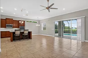 9531 Shadow Ln, Fort Pierce, FL 34951 - Photo 11