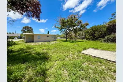 8658 SE Anthion Way, Hobe Sound, FL 33455 - Photo 5