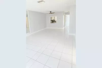 1001 SE 3rd Street #3, Deerfield Beach, FL 33441 - Photo 5