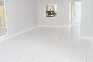 1001 SE 3rd St, Deerfield Beach, FL 33441 - Photo 5