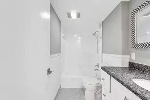 720 Bayshore Dr, Fort Lauderdale, FL 33304 - Photo 27