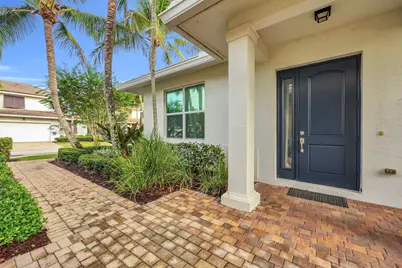 3032 Princeton Lane, Palm Beach Gardens, FL 33418 - Photo 3