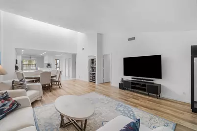 61 Eastgate Drive #D, Boynton Beach, FL 33436 - Photo 3
