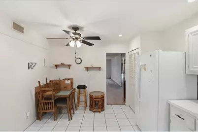 275 Jacaranda Drive, Plantation, FL 33324 - Photo 9