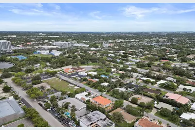 2610 NE 11th Court, Fort Lauderdale, FL 33304 - Photo 29
