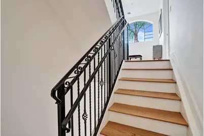 2610 NE 11th Court, Fort Lauderdale, FL 33304 - Photo 11