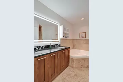 2610 NE 11th Court, Fort Lauderdale, FL 33304 - Photo 13