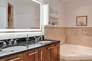 2610 NE 11th Ct, Fort Lauderdale, FL 33304 - Photo 13