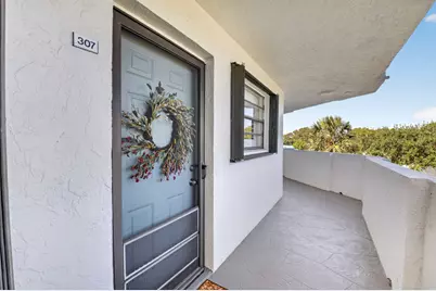 555 Banyan Tree Lane #307, Delray Beach, FL 33483 - Photo 3