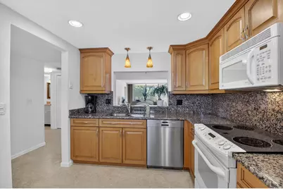 555 Banyan Tree Lane #307, Delray Beach, FL 33483 - Photo 7