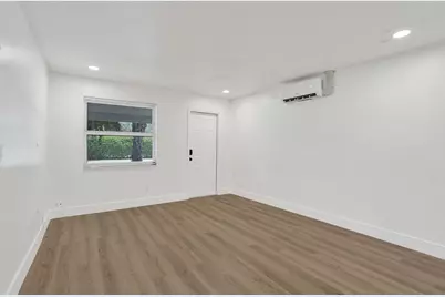 2018 NE 15th Street, Fort Lauderdale, FL 33304 - Photo 11