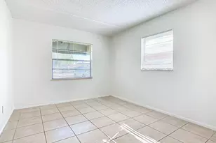 714 Michigan Ct, Saint Cloud, FL 34769 - Photo 11