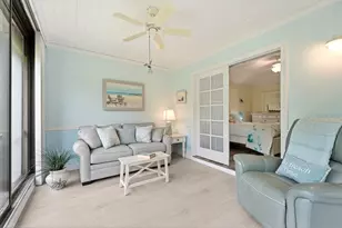 6786 SE Yorktown Dr, Hobe Sound, FL 33455 - Photo 15