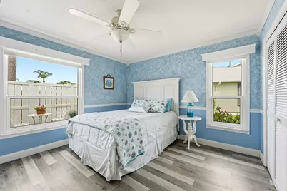 6786 SE Yorktown Drive, Hobe Sound, FL 33455 - Photo 21