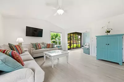 6786 SE Yorktown Drive, Hobe Sound, FL 33455 - Photo 7