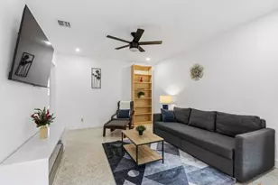 210 SW 11th St, Fort Lauderdale, FL 33315 - Photo 23