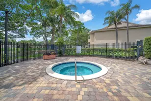 671 Cypress Lake Blvd, Deerfield Beach, FL 33064 - Photo 19