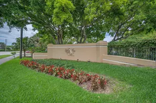 671 Cypress Lake Blvd, Deerfield Beach, FL 33064 - Photo 29