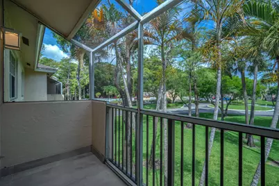 671 Cypress Lake Boulevard #L21, Deerfield Beach, FL 33064 - Photo 15